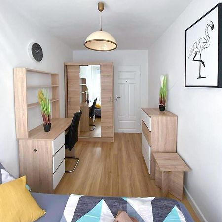 Bright room №2 Grzybowska 9 Warszawa Zewnętrze zdjęcie