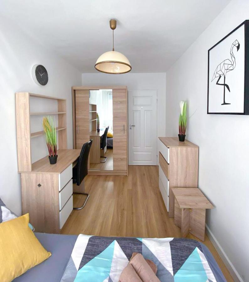 Bright room №2 Grzybowska 9 Warszawa Zewnętrze zdjęcie